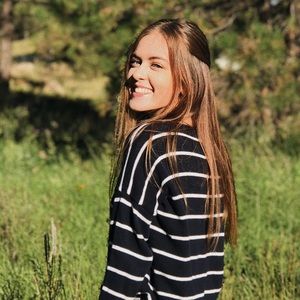 Meet your Posher, Chloe